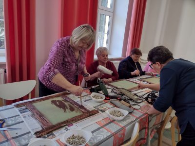 Chrobotek w roli głównej - warsztaty artystyczne z okazji Dnia Kobiet